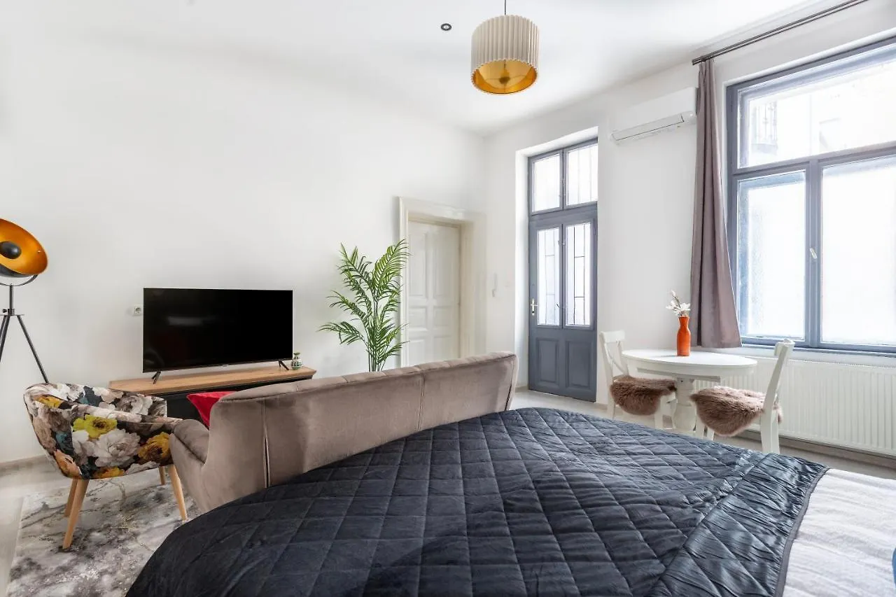 Lh Gallery Apartments Budapest