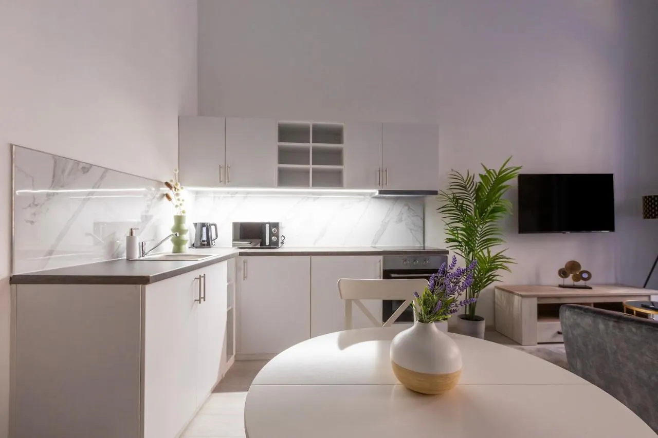 Lh Gallery Apartments Budapest