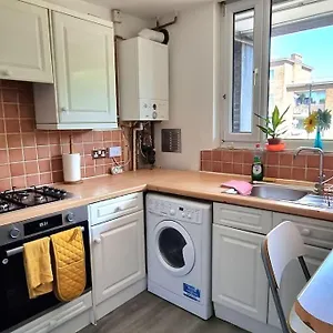 large-duplex-in-bermondsey.brighton-hotels-england.com/