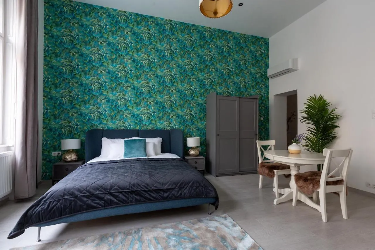Lh Gallery Apartments Budapest Hungary